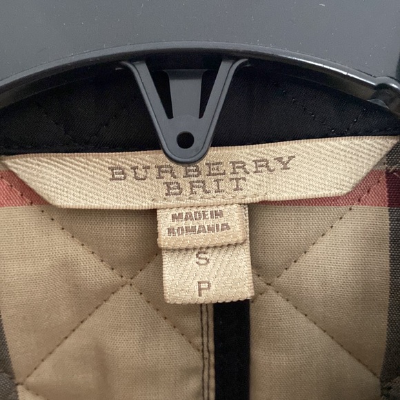 Burberry jacket - Picture 3 of 6